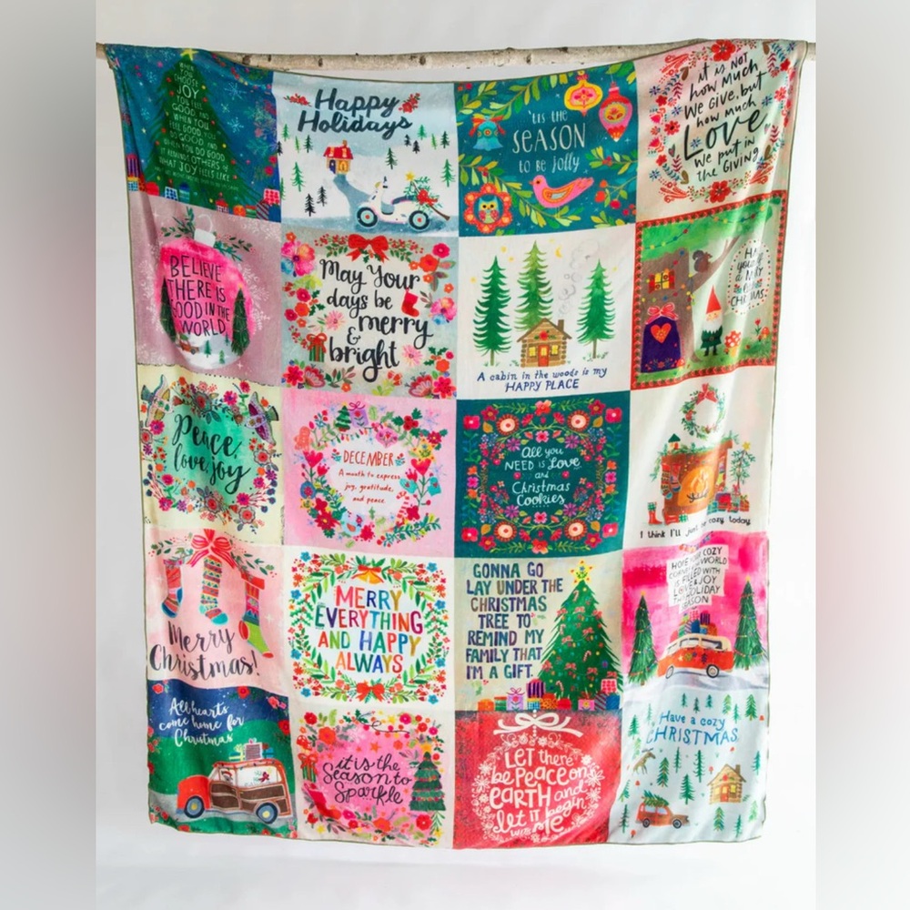 NEW NATURAL LIFE  XL Double-side Cozy Blanket Holiday Chirps Christmas Design